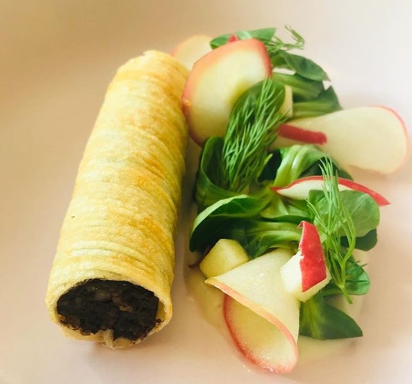 crispy black pudding%2C apple and rosemary purée   myrtle